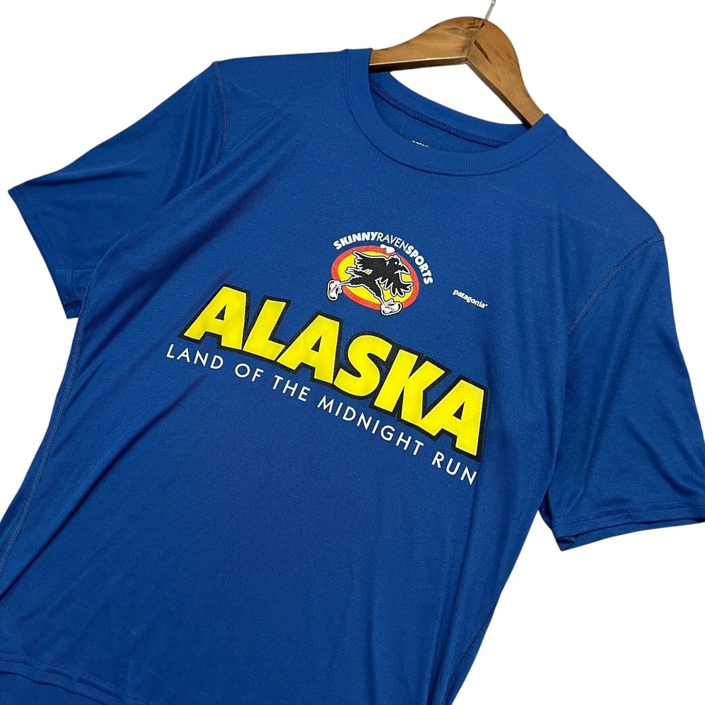 Patagonia Capilene T-Shirt Mens M Alaska Land of the Midnight Run Blue Made USA